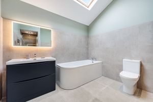 Photo 36- click for photo gallery